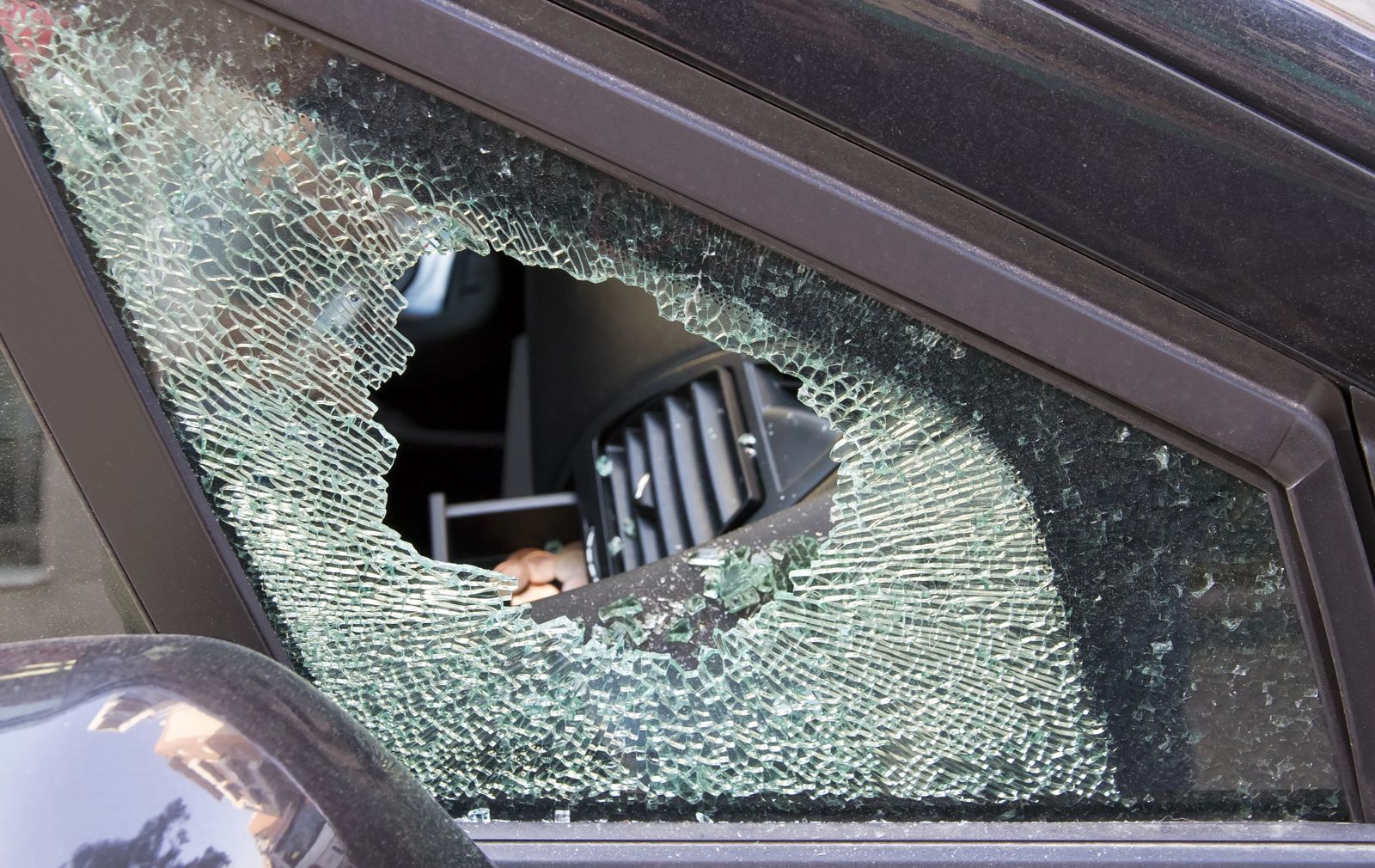 Vehicle glass replacement